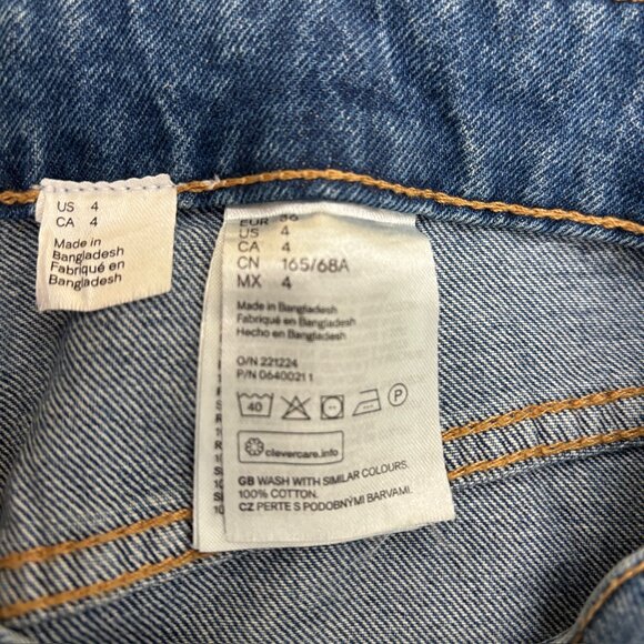 Divided H&M Button Fly Straight Distressed Raw Hem Women size 4 Blue Denim Jeans - Picture 2 of 3